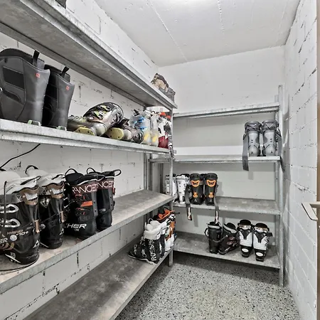 Triangel A Leppin By Interhome Parpan